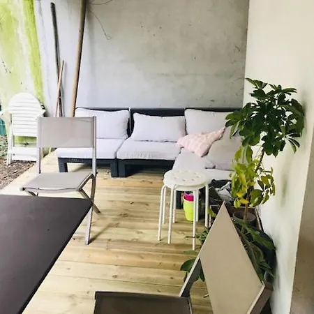 Quarto em Acomodações Particulares Darwin Sdb Wc Et Terrasse Prives *