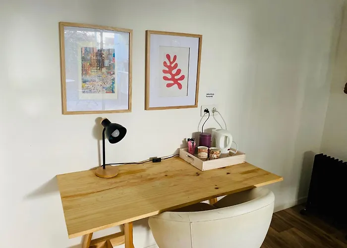 Quarto em Acomodações Particulares Darwin Sdb Wc Et Terrasse Prives